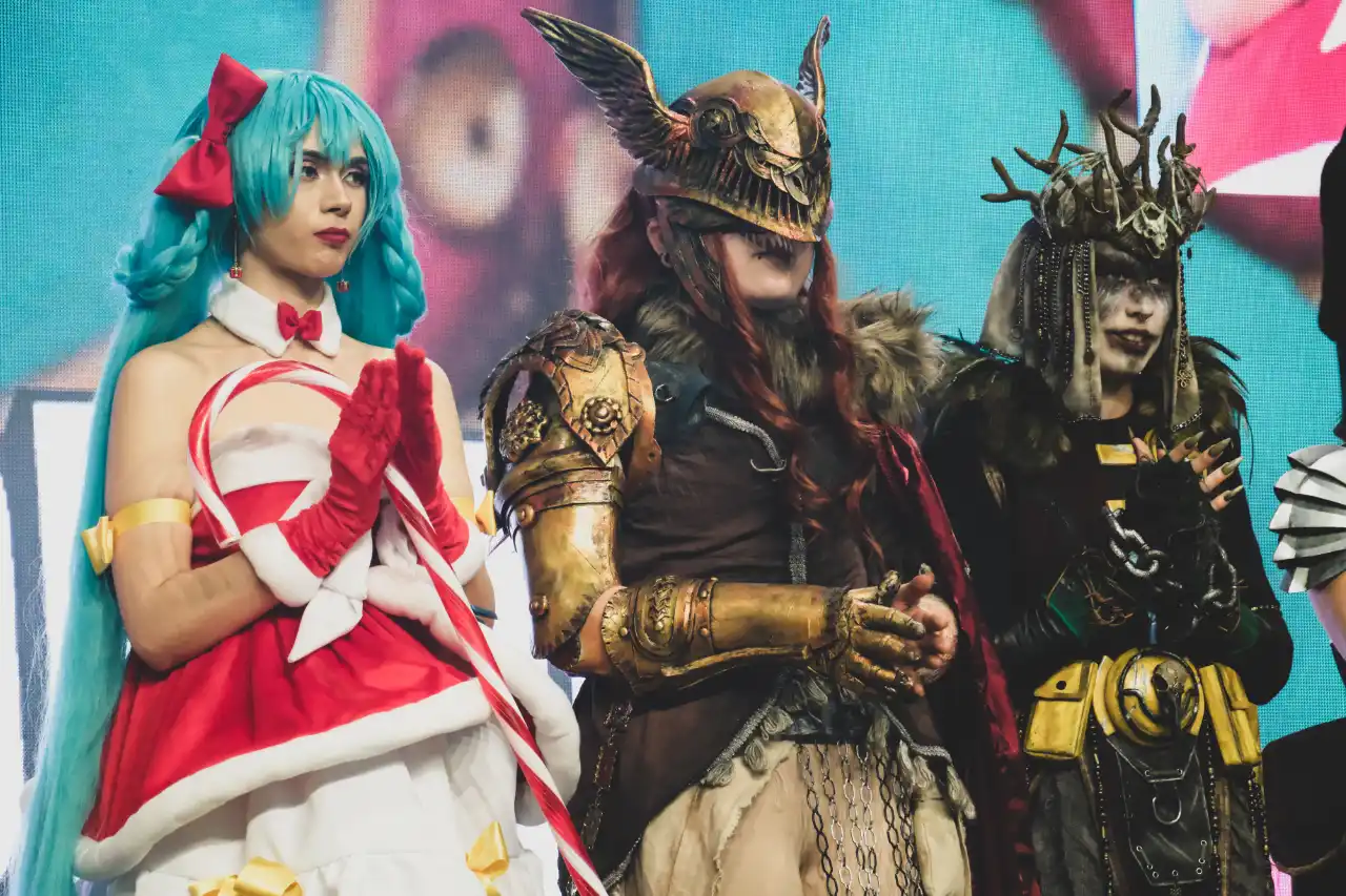 Die drei Gewinnerinnen beim Cosplay-Contest