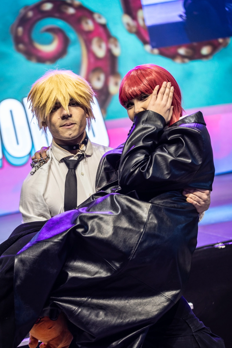 image copyright @chromaforge_cosplaypics