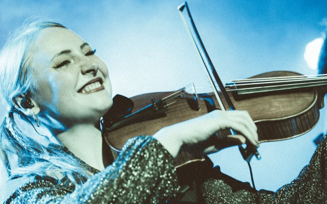Idaluzie – Violin-Showact mit Fantasy-Flair auf der GEEKWORLD 2026!